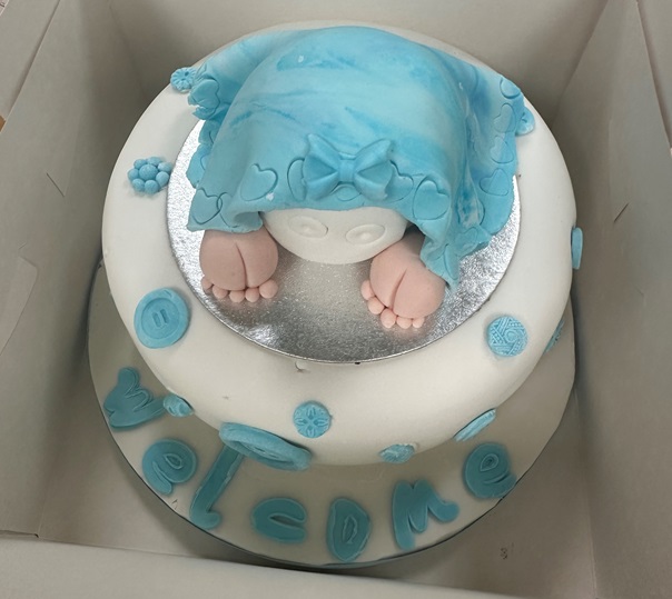Cake to celebrate Emily’s baby shower